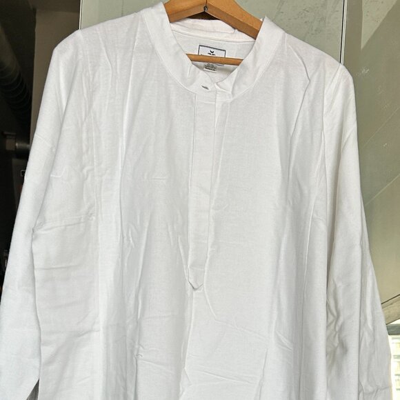 Women's Flannel Grace Nightgown in White - Picture 6 of 7